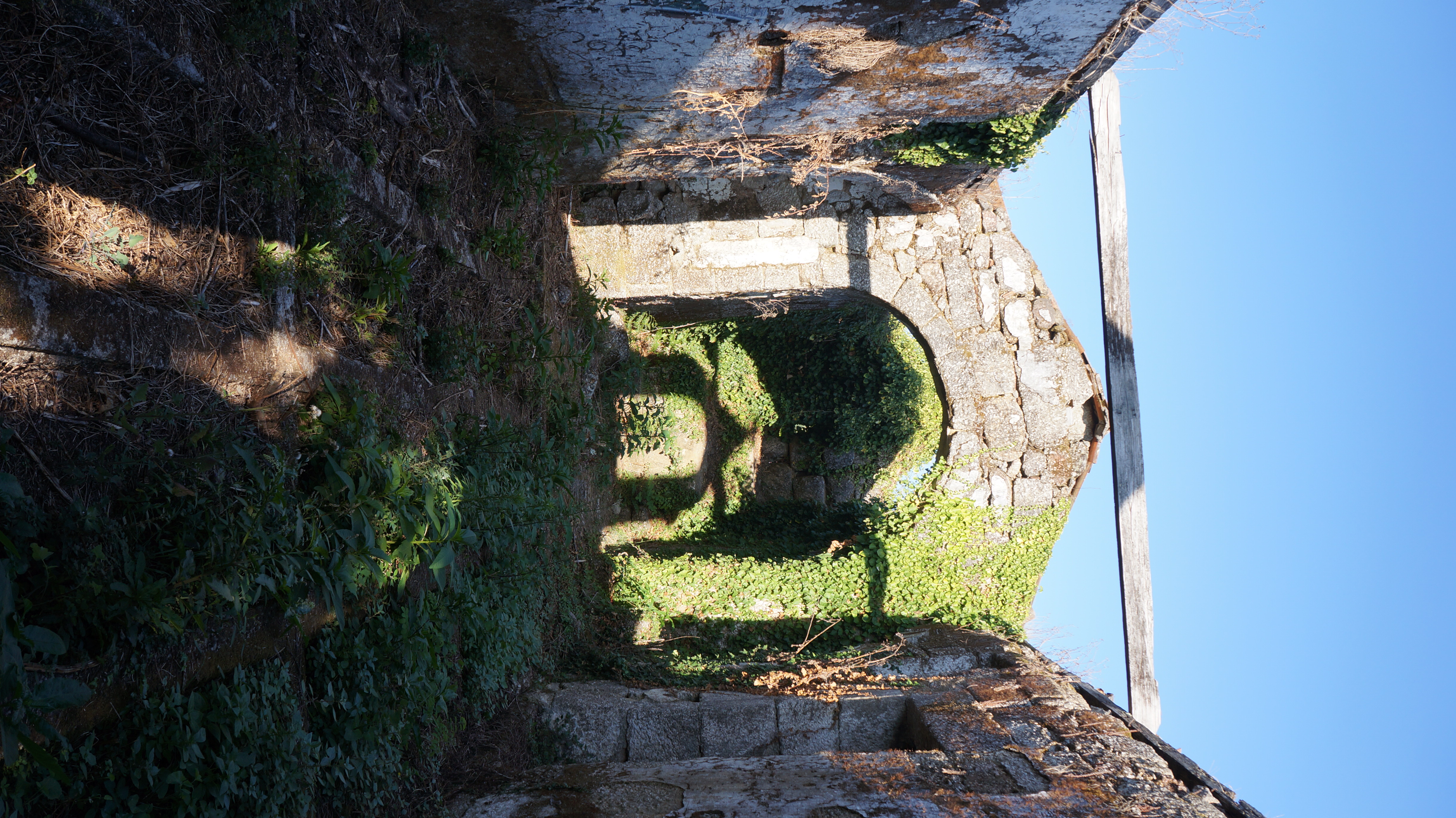 Ruine de l’Igreja Velha de São Cipriano de Tabuadelo