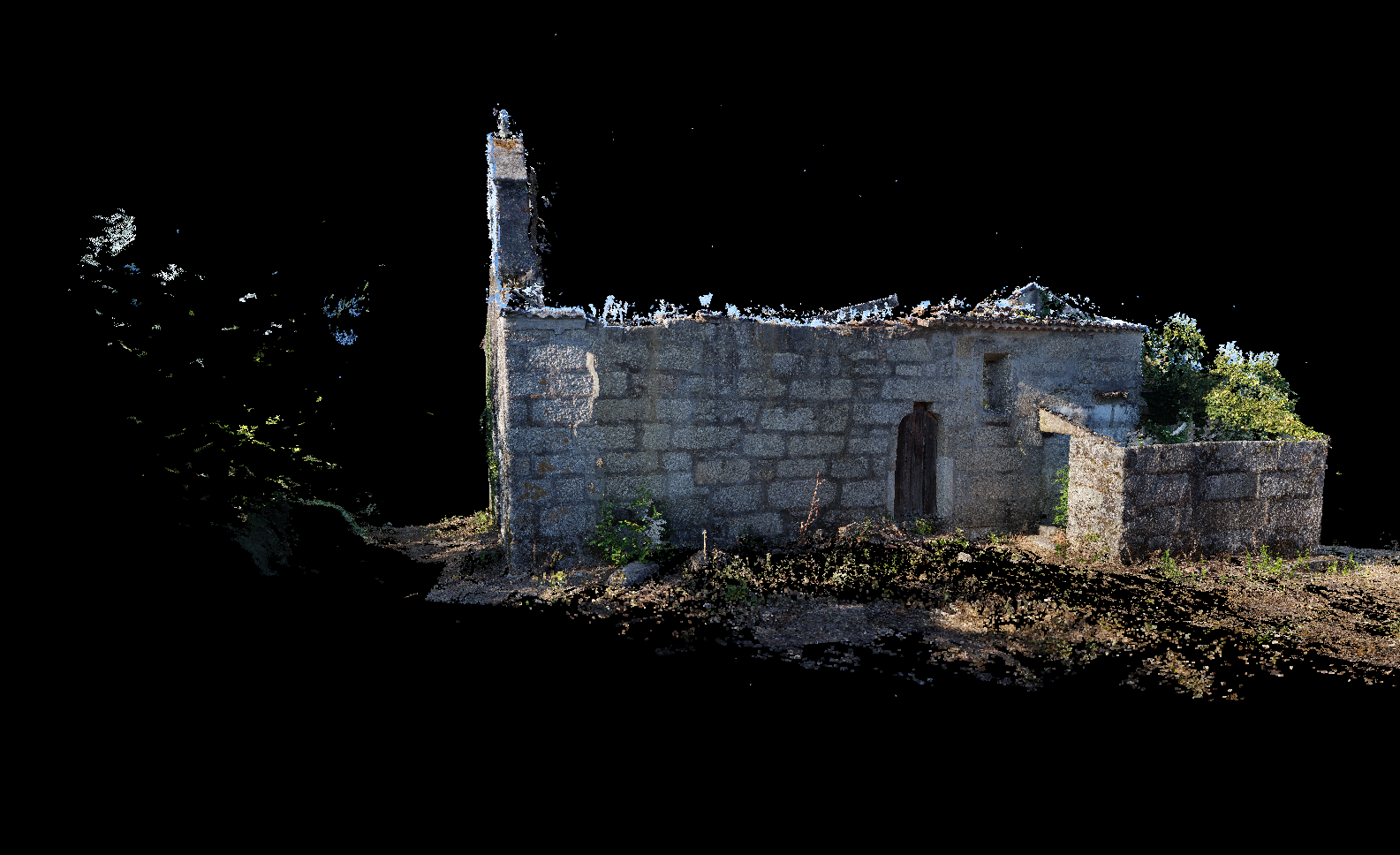 Image vidéo de la ruine et de la végétation